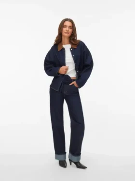 Vmallison-jeans med middels høy midje og rett passform