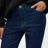Vmbrenda-jeans med høy midje og «mom fit»