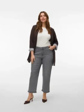 Vmcamara jeans med middels høy midje og rett passform