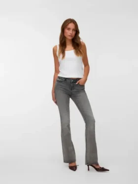 Vmcamille-jeans med lav midje og utvidet passform