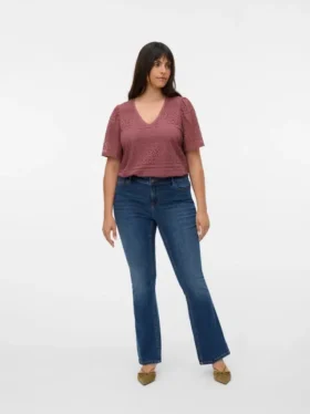 Vmcflash-jeans med middels høy midje og utvidet passform