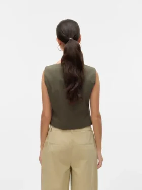 Vmchira skreddersydd vest