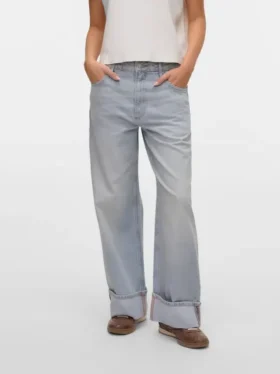 Vmdarcy-jeans med middels høy midje og vid passform