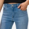 Vmella jeans med middels høy midje og rett passform