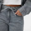 Vmestelle-jeans med høy midje og tønneformet passform