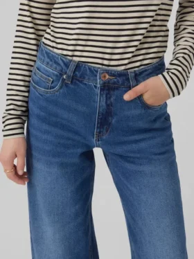 Vmfaith-jeans med lav midje og vid benpassform