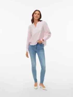 Vmflash-jeans med middels høy midje og smal passform
