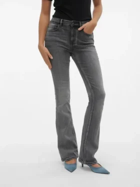 Vmflash-jeans med middels høy midje og utvidet passform