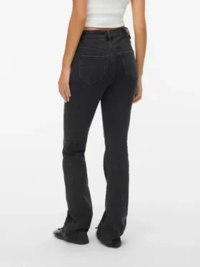 Vmflash-jeans med middels høy midje og utvidet passform