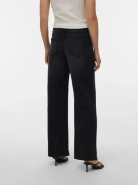 Vmhallie Low Rise Wide Fit – Korte Jeans