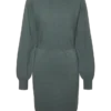 Vmhollykaris kort kjole