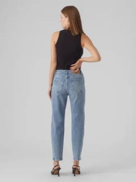 Vmlinda-jeans med høy midje og «mom fit»