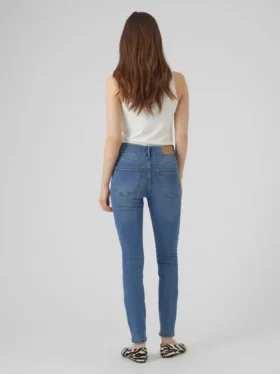 VMSophia-jeans med høy midje og utvidet passform