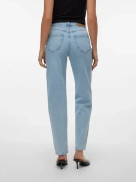 Vmtessa jeans med høy midje og «mom fit»