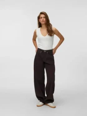 Vmzoe-jeans med middels høy midje og barrel-passform