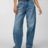 Vmzoe-jeans med middels høy midje og barrel-passform